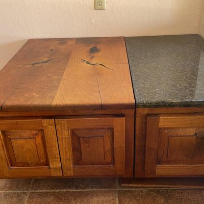 Side Cabinets 