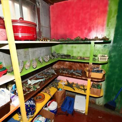 476 storage room