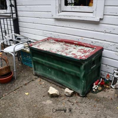 649 back yard