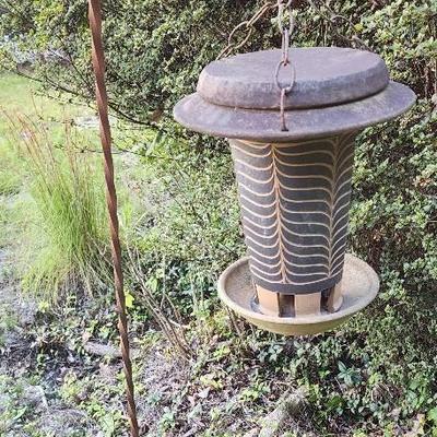 Metal And Terra Cotta Garden Bird Feeder