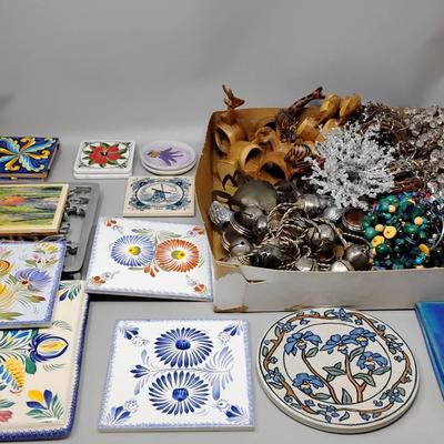 Decorative Trivets, Napkin Rings & Coasters 