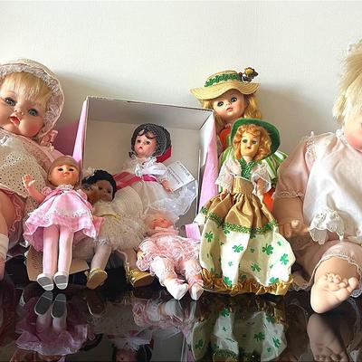 Madame Alexander Dolls, Small To Large, Newer-older