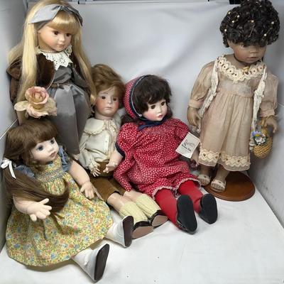 Mid-Size Dolls