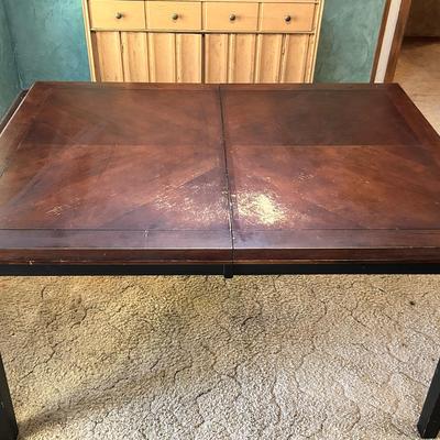 BF117 Kitchen Table With Built In Leaf - See Pic