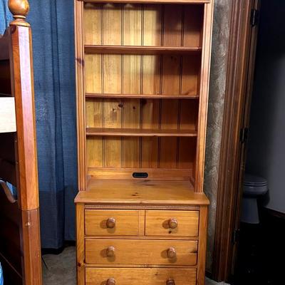 BF104 Lexington Bach Chest/Hutch!!!