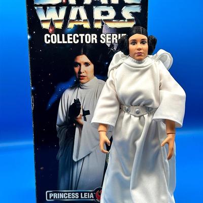 BF223 Princess Leia Star Wars Collector Series 1996 12"  
