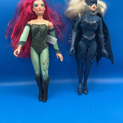 BF191 1997 Poison Ivy and Batwoman action dolls