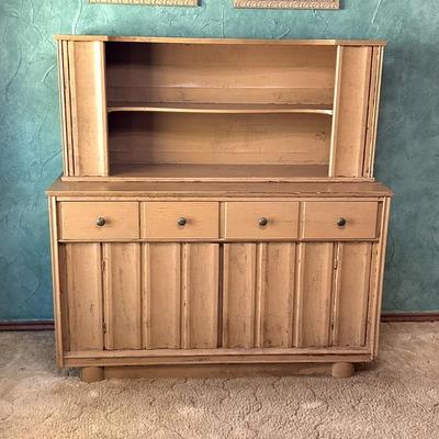 BF118 MID CENTURY RETRO HUTCH CABINET