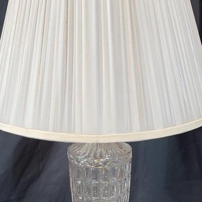 BF184 Glass Table Lamp