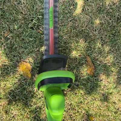 BF323 Hedge Trimmers
