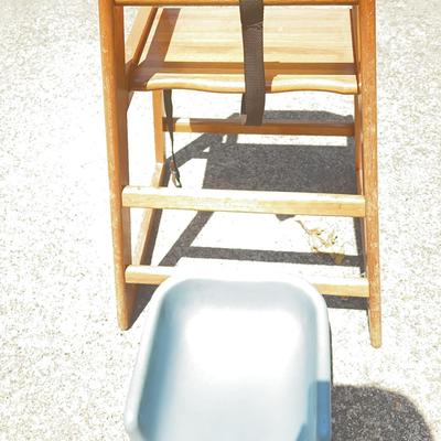 BF331 High Chair & Booster Seat