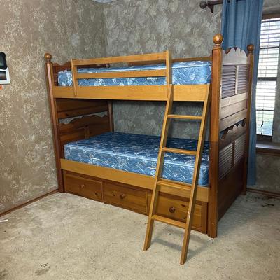 BF105 Lexington 3 Drawer Bunk Bed (Adjustable)