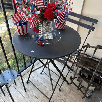 Sale Photo Thumbnail #130: cafe table and chair $45
