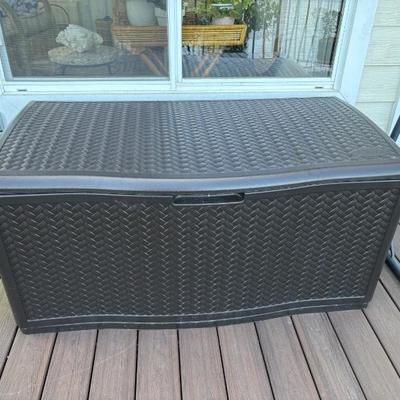 Sale Photo Thumbnail #260: Suncast storage trunk $85
4' X 28 X 25"