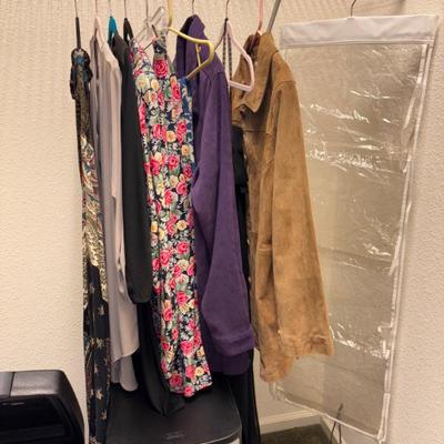 Sale Photo Thumbnail #137