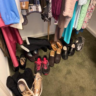 Sale Photo Thumbnail #134