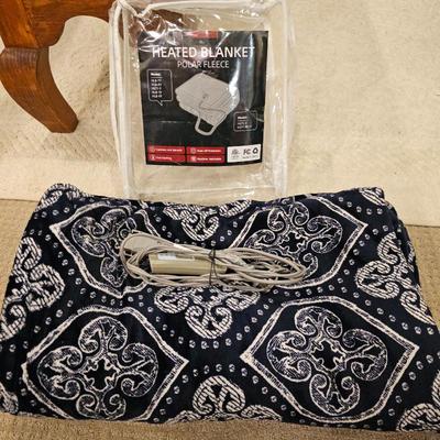 Lot #142 - Heated Blanket Throw - Polar Fleece
