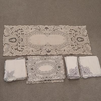 Lot #42 - Lace Table Runner, Placemats & Napkins