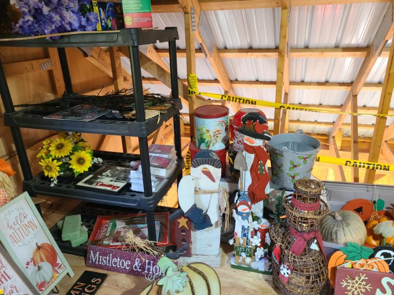 Sale Photo Thumbnail #136