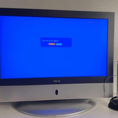 Akai 27” Television