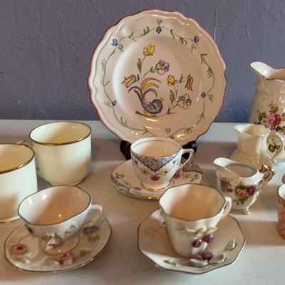 Lynn Hollin Design - Hand made and Painted 