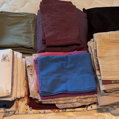 Pillows Bed Sheets And Pillow Covers