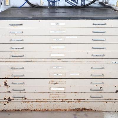 Sale Photo Thumbnail #110