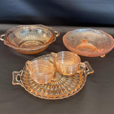 Pink Depression Glass Bowls, Platter, Sugar/Creamer Set