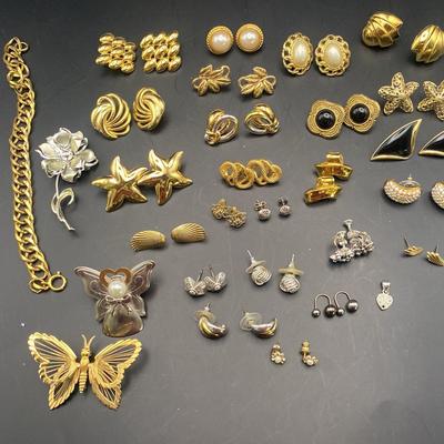 Lot Of Costume Jewelry with over 20 pair of earrings