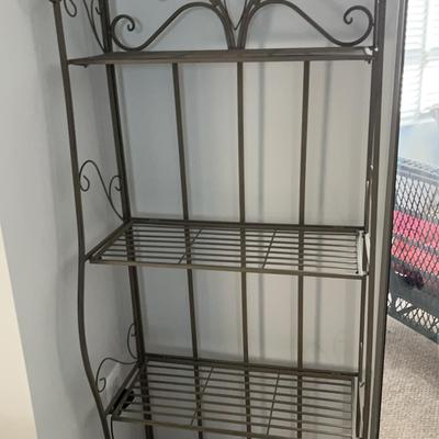 Metal Folding Bakers Rack