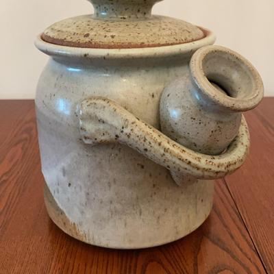 Crock with Scooper