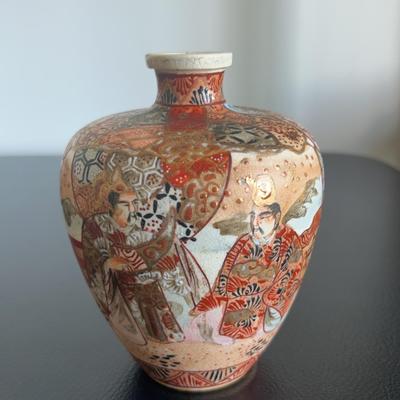 Antique Japanese Satsuma Vase