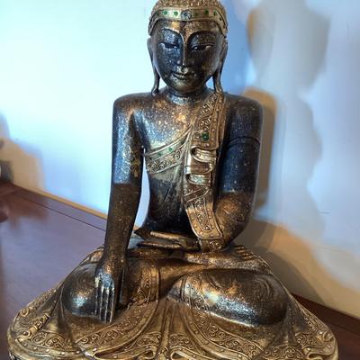 Large Gilded Burmese Buddha