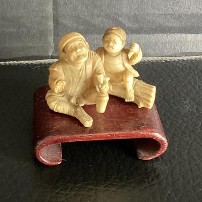 Vintage Japanese Netsuke Carving