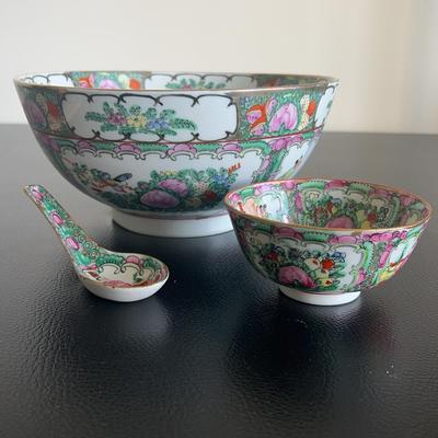 Famille Rose Medallion Bowls And Soup Spoon
