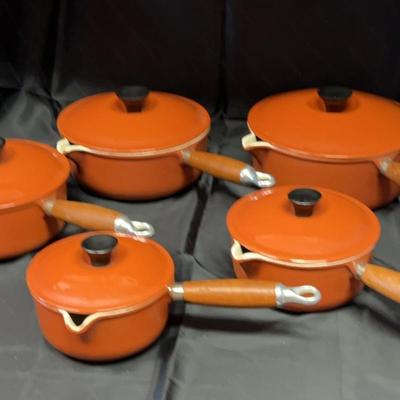 Le Creuset Pots With Lids