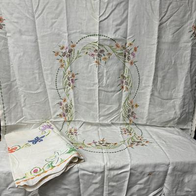 Embroidered Colorful Vintage Linens
