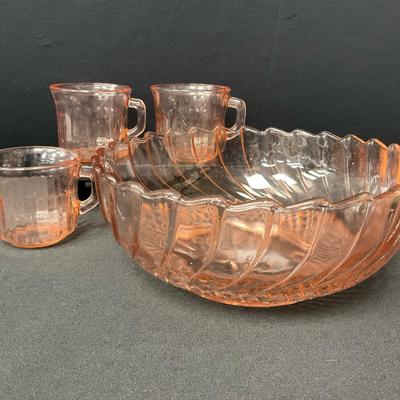 Vintage Pink Bowl & Mugs