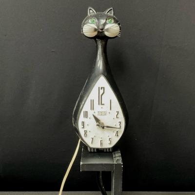 “Here Kitty Kitty” 1950s Clock by Spartus Corporation