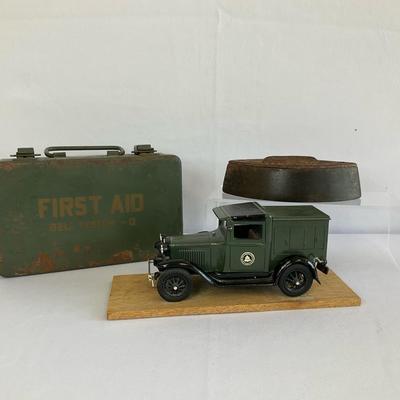 Antique & Vintage Metal Collectibles
