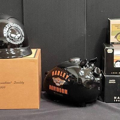 Harley-Davidson Banks - Lot 1 (WH8)