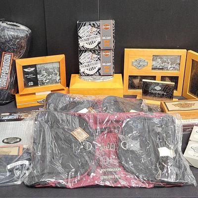 Harley-Davidson Lovers - Lot 4 (WH10)