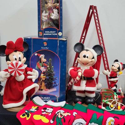 "Mickey Unlimited" Holiday Animation (WH2)