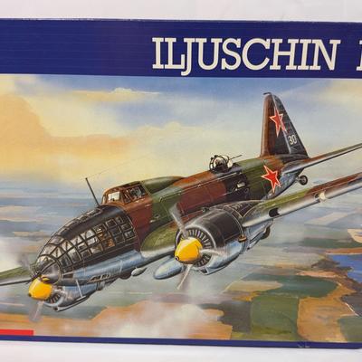 Sale Photo Thumbnail #157: Iljuschin IL-4 | Revell | 1:72 Scale