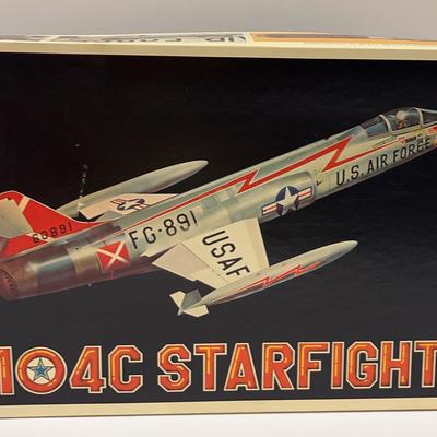 Sale Photo Thumbnail #294: Hasegawa F-104C Starfighter Scale 1:32