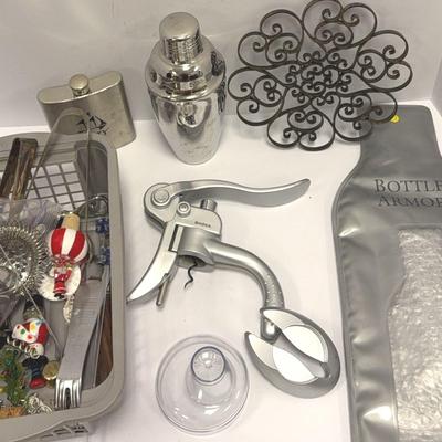 Sale Photo Thumbnail #82: Home Bar Accessories | Shaker | Wine Stoppers | Flask