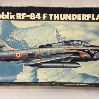 Sale Photo Thumbnail #195: Heller Republic RF-84 F Thunderflash Scale 1/48 
