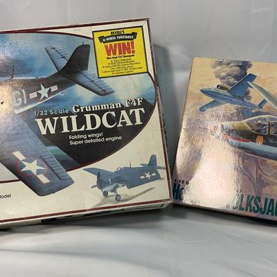 Sale Photo Thumbnail #240: DML He162A-2 Volksjager 1:72 Golden Wings Series | Revell Grumman F4F Wildcat Scale 1/32