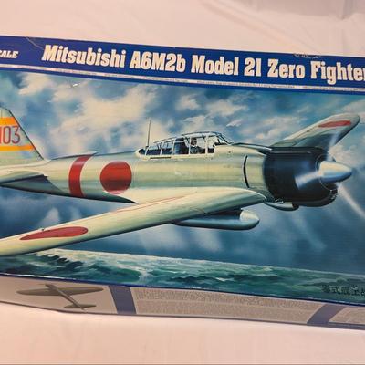 Sale Photo Thumbnail #121: Trumpeter Mitsubishi A6M2b Model 21 Zero Fighter | 1:24 Scale