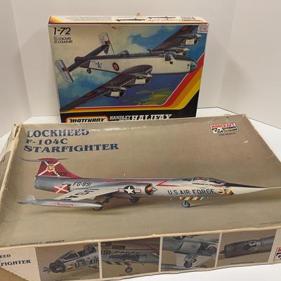 Sale Photo Thumbnail #248: Matchbox Handley Page Halifax PK-604 1:72 Scale | Hasegawa Lockheed F-104C Starfighter 1:32 Scale